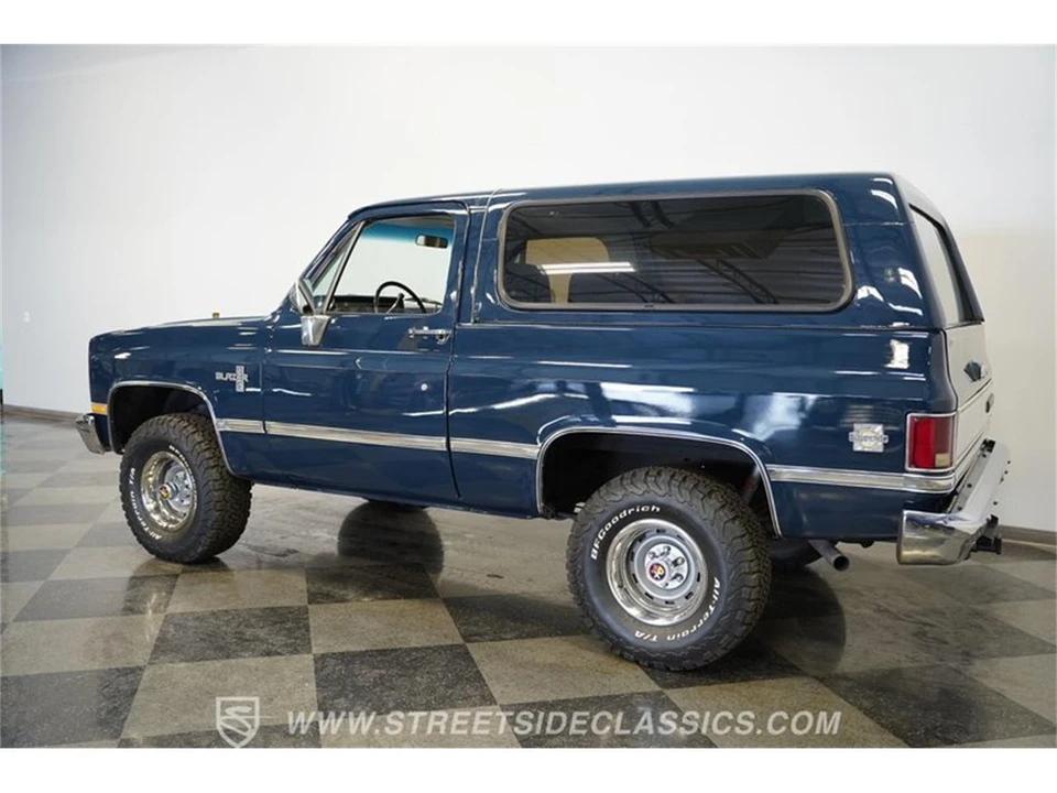 1985 Chevrolet K5 Blazer 2nd Gen - Image 9 of 31