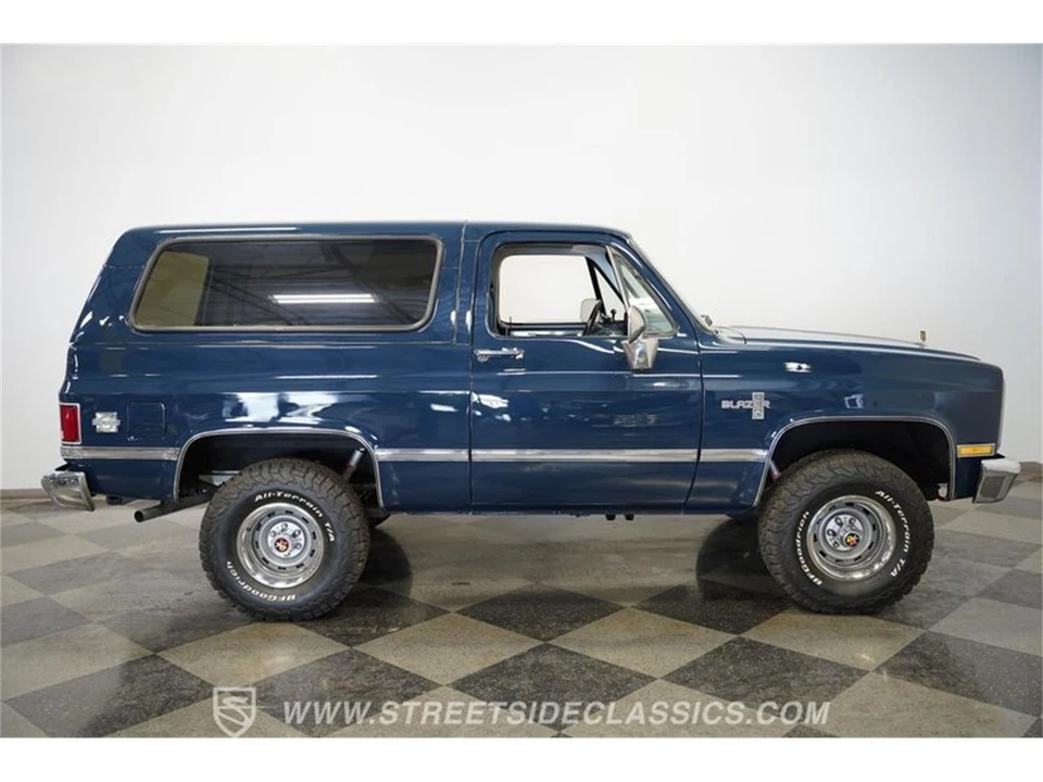 1985 Chevrolet K5 Blazer 2nd Gen - Image 15 of 31