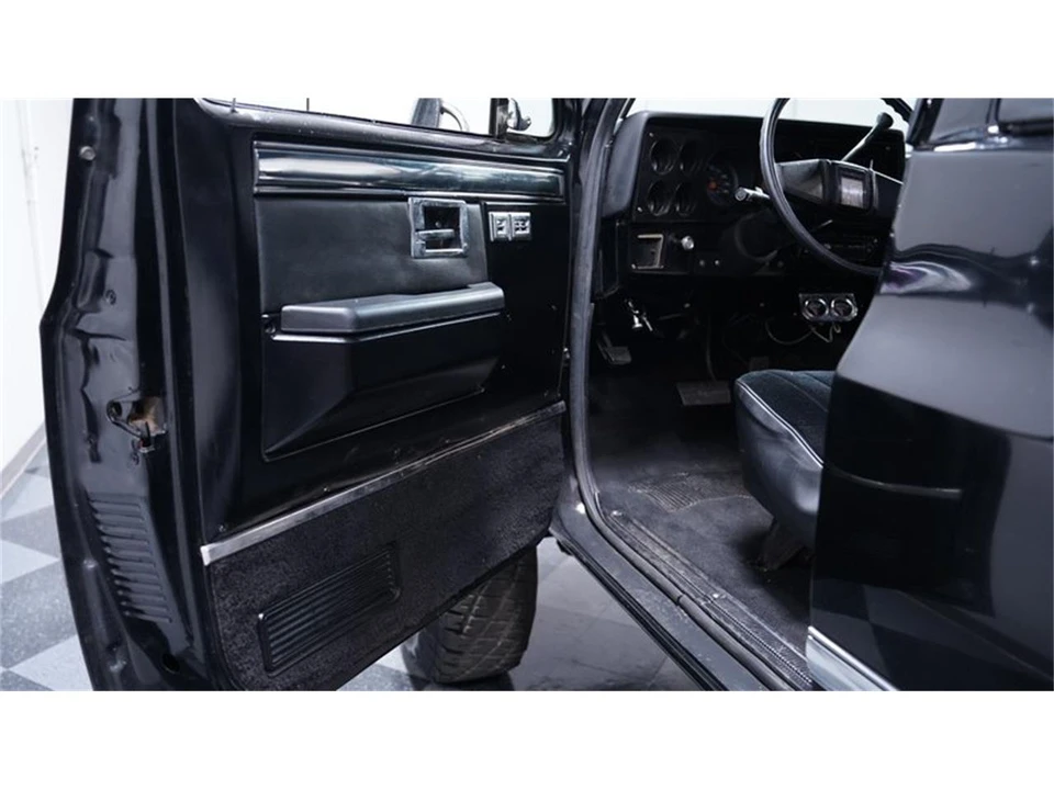 1985 Chevrolet K5 Blazer 2nd Gen - Image 28 of 31