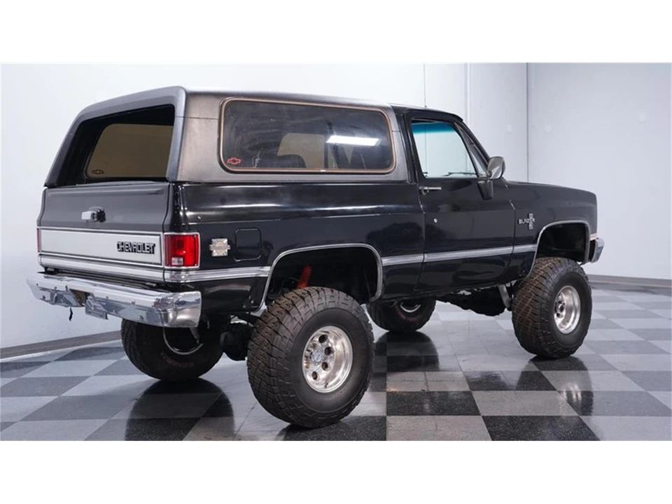 1985 Chevrolet K5 Blazer 2nd Gen - Image 11 of 31