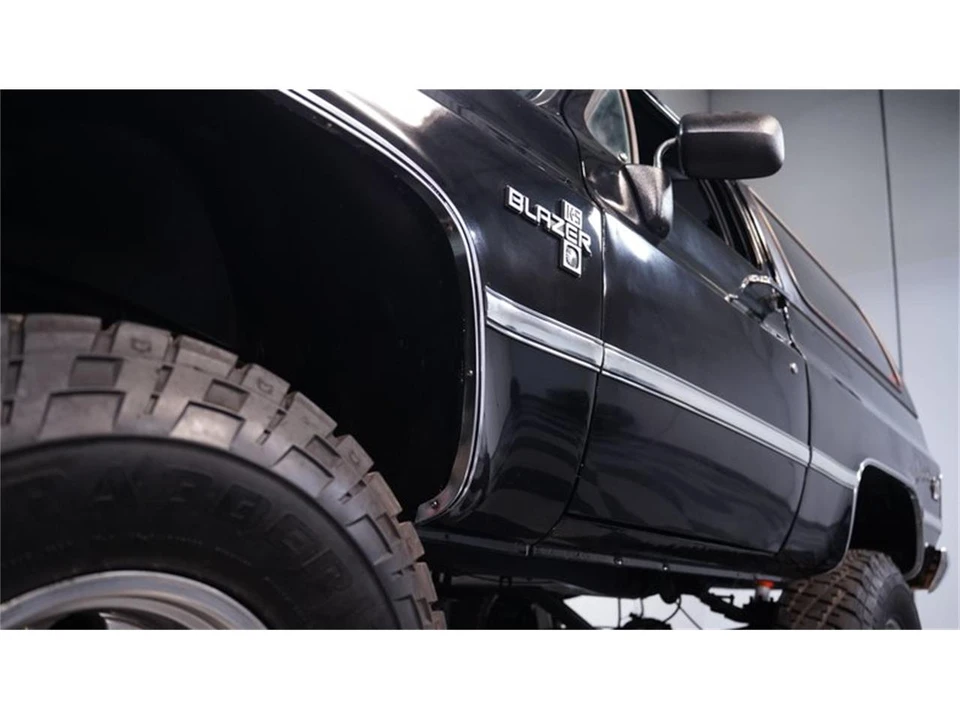 1985 Chevrolet K5 Blazer 2nd Gen - Image 18 of 31
