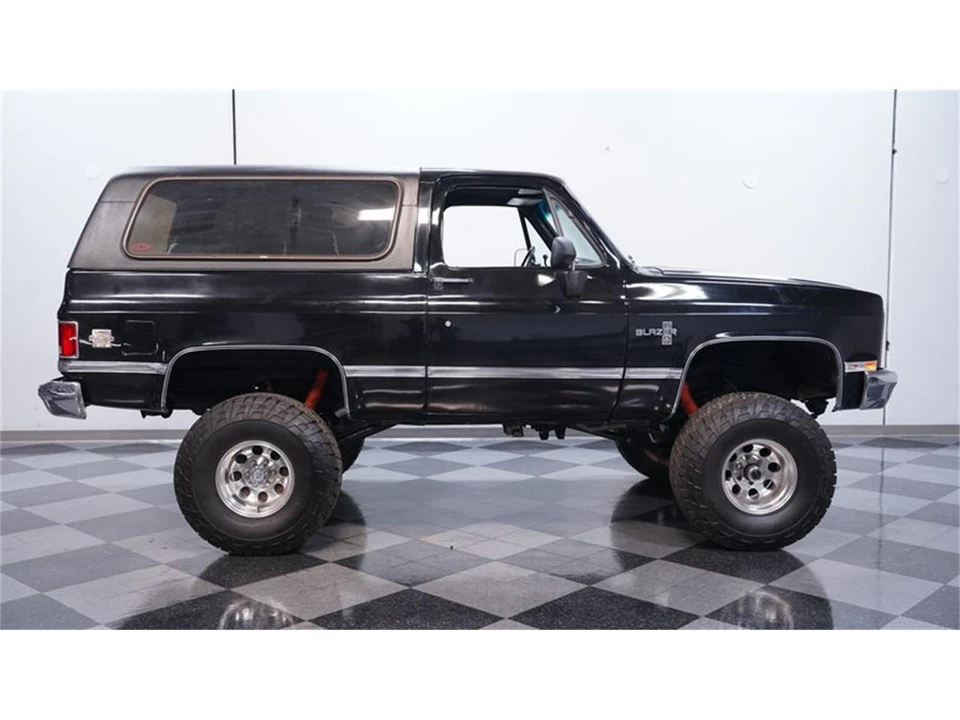 1985 Chevrolet K5 Blazer 2nd Gen - Image 12 of 31