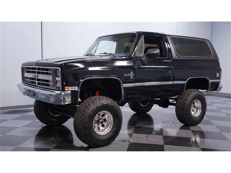 1985 Chevrolet K5 Blazer 2nd Gen - Image 6 of 31