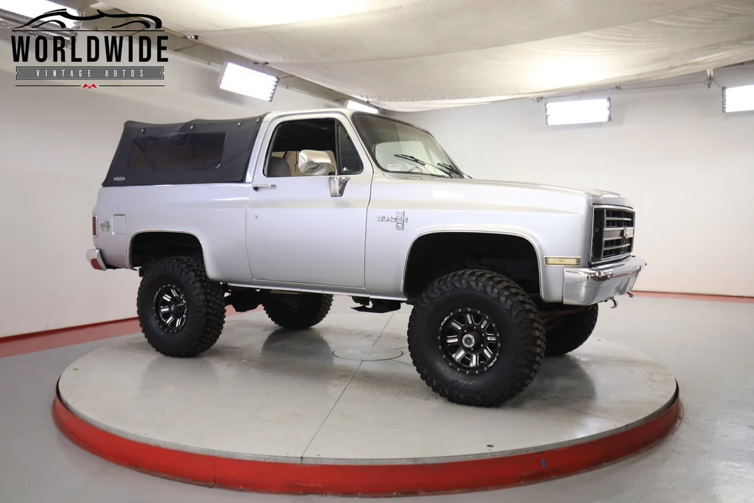 1985 Chevrolet K5 Blazer 2nd Gen - Image 8 of 12
