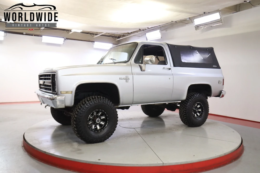 1985 Chevrolet Blazer - Image 7 of 12