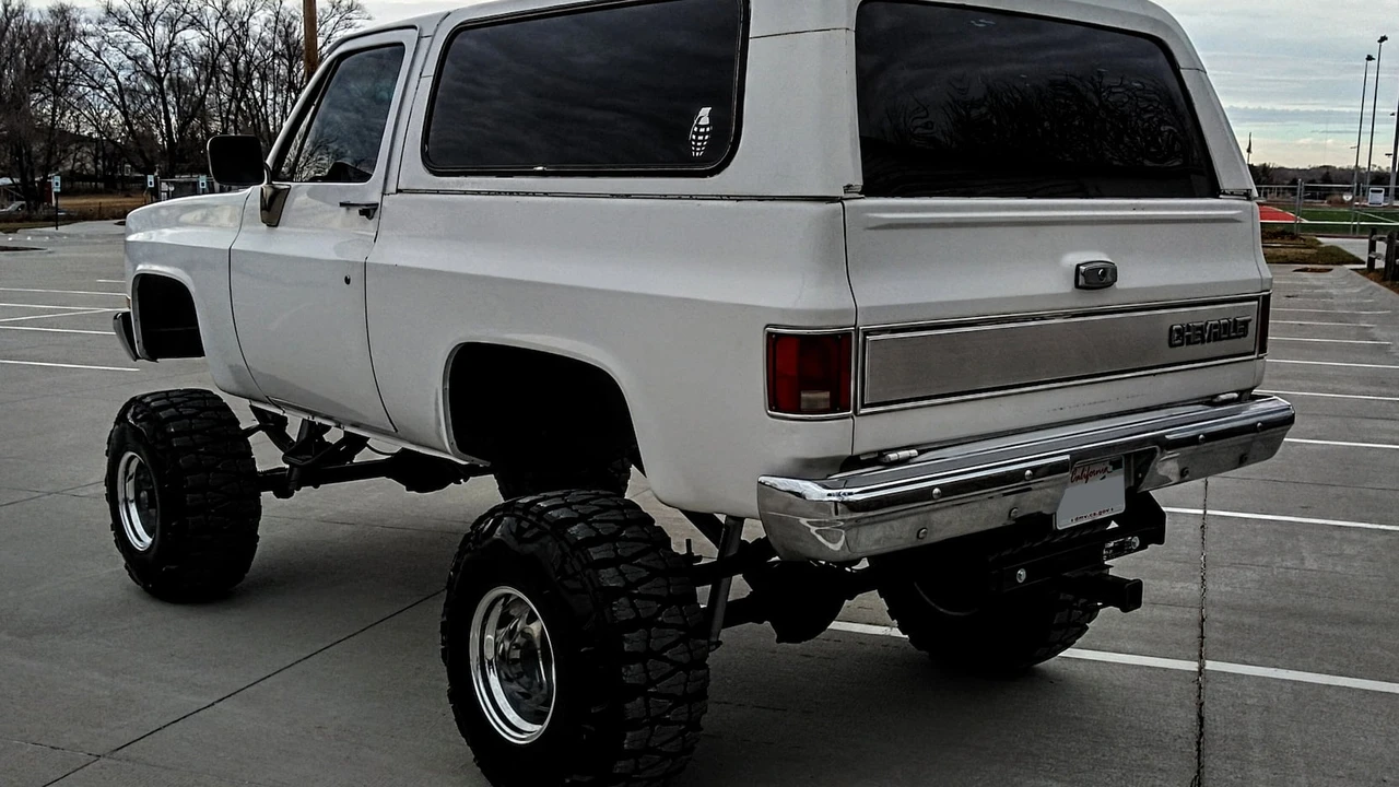 1985 Chevrolet Blazer - Image 3 of 10