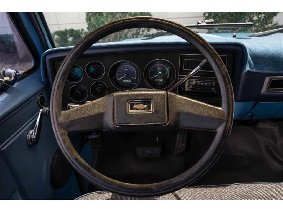 1985 Chevrolet K5 Blazer 2nd Gen - Image 9 of 11
