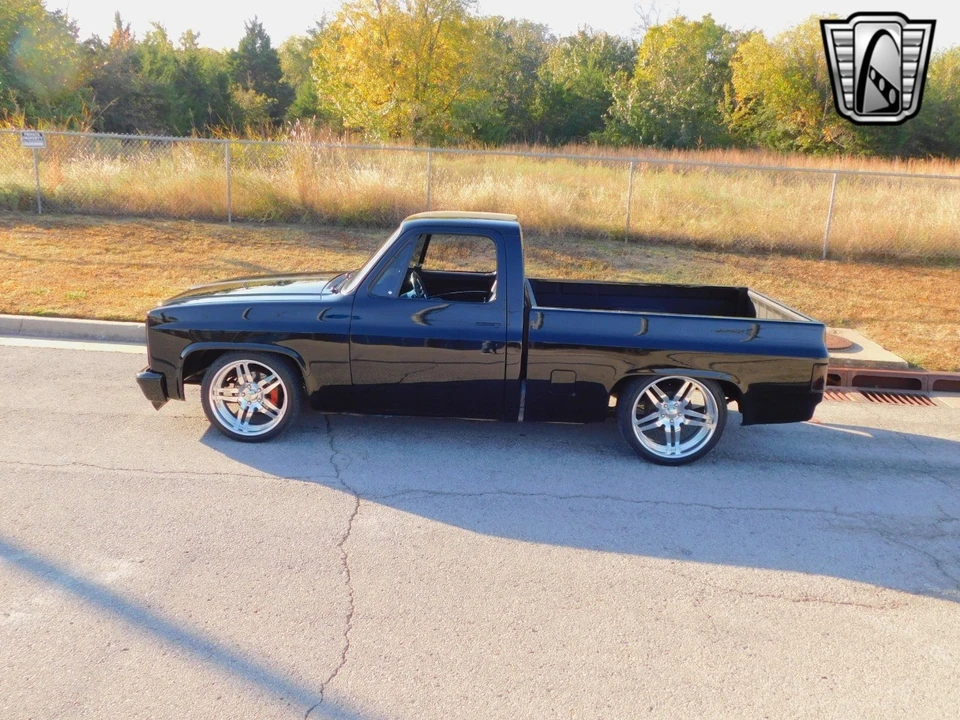 1985 Chevrolet C/K 3rd Gen - Image 4 of 12