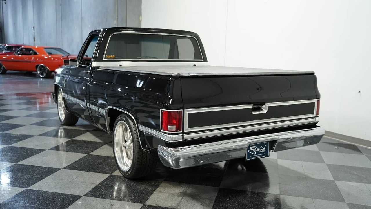 1985 Chevrolet C/K 3rd Gen - Image 9 of 12