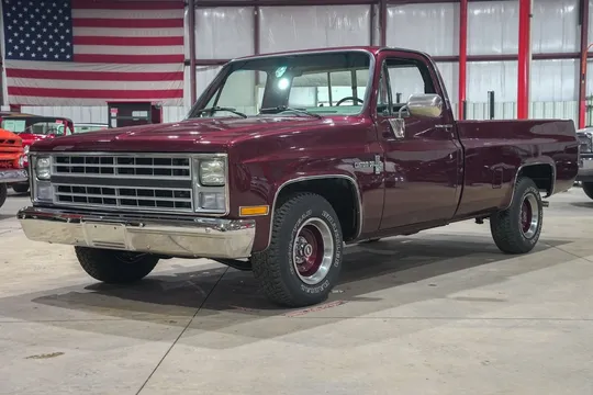1985 Chevrolet C-10 Custom Deluxe