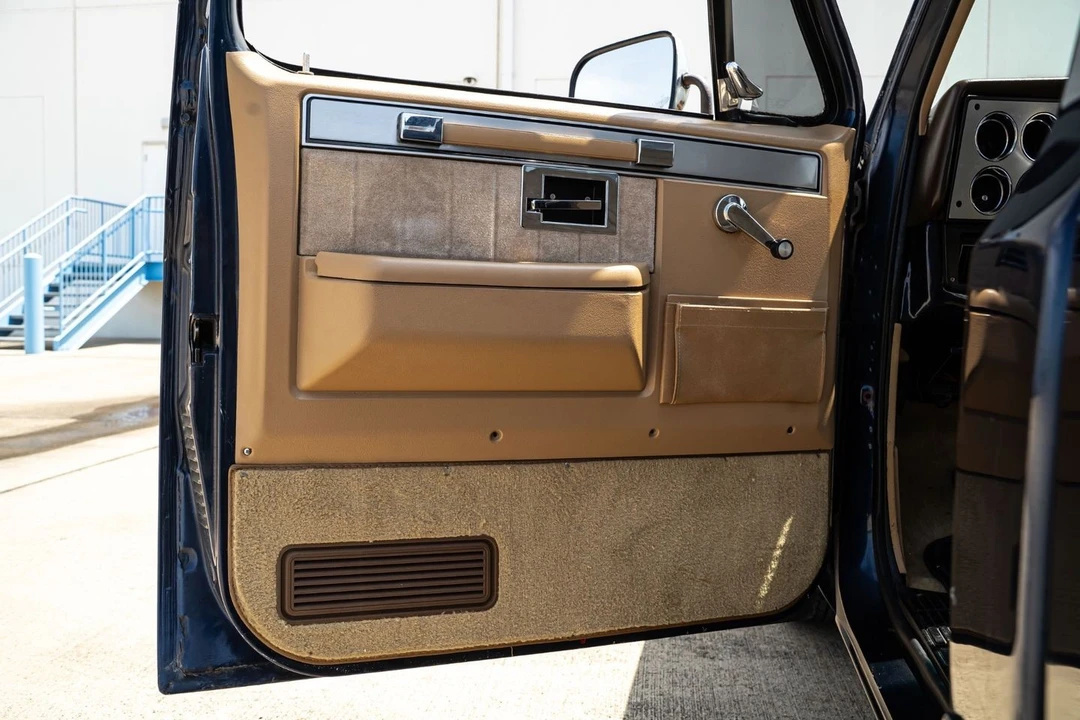 1985 Chevrolet C/K 3rd Gen - Image 18 of 31