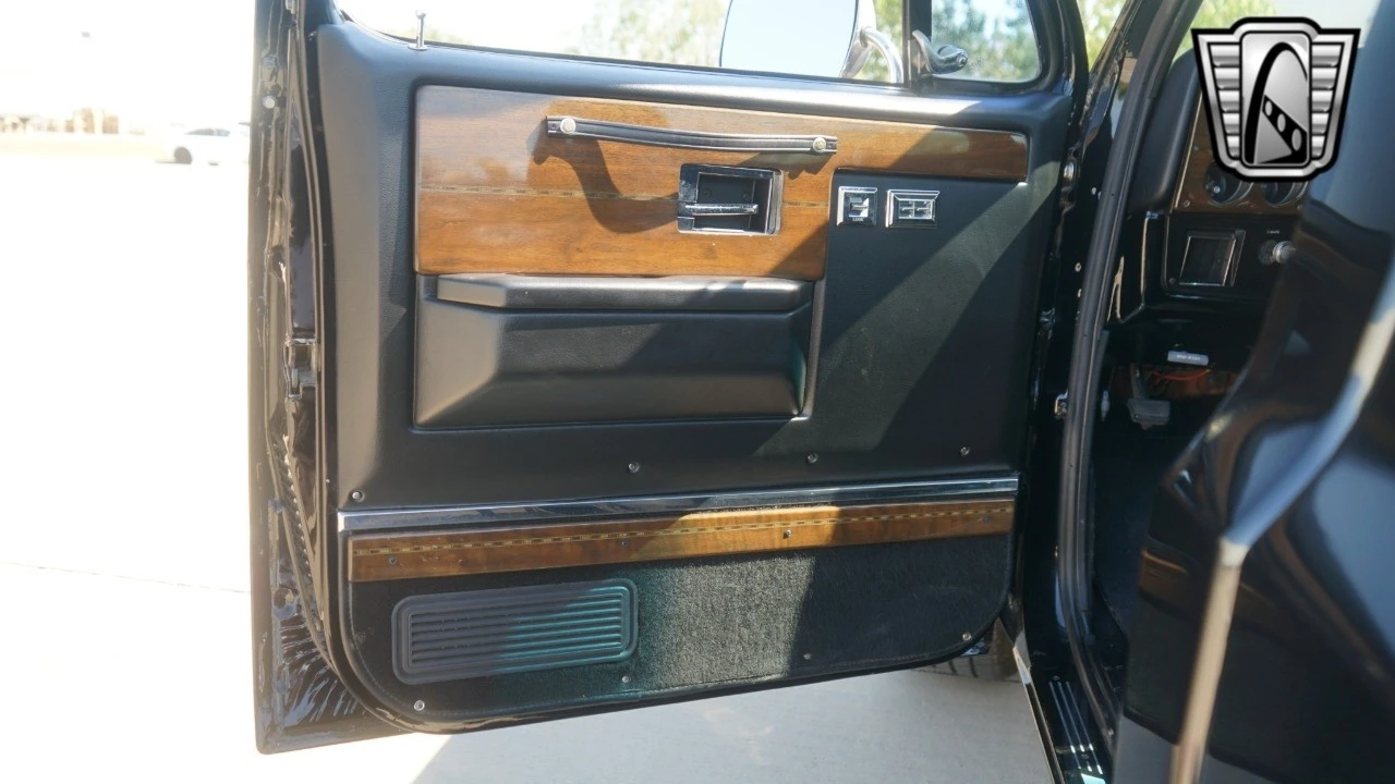 1985 Chevrolet C/K 3rd Gen - Image 16 of 21