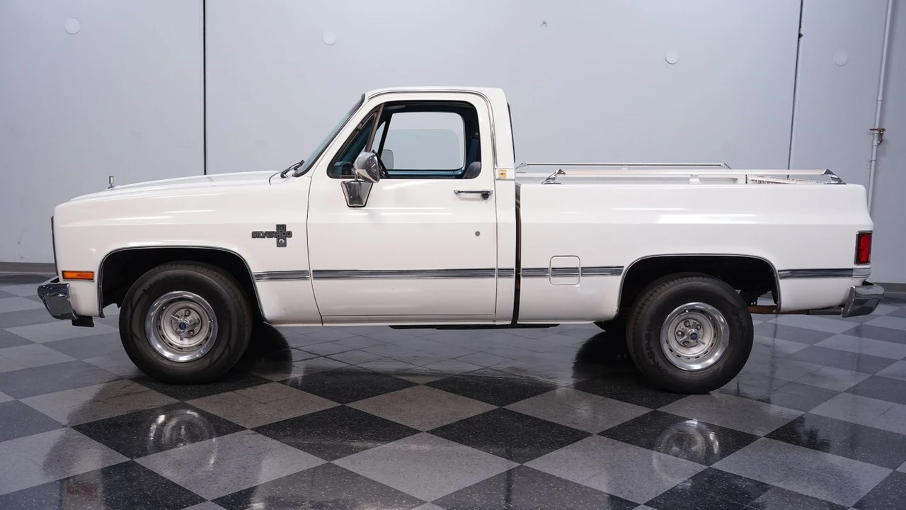 1985 Chevrolet C/K 3rd Gen - Image 3 of 12