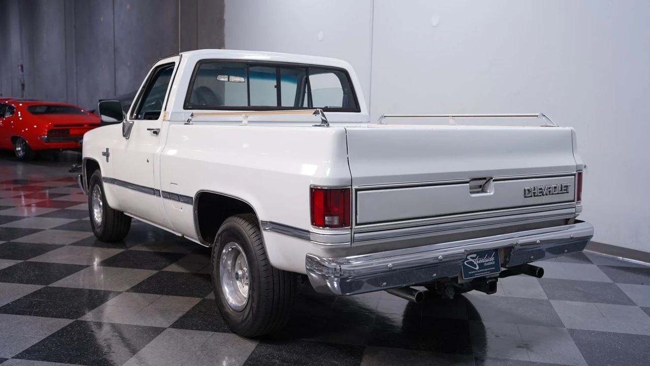 1985 Chevrolet C/K 3rd Gen - Image 9 of 12