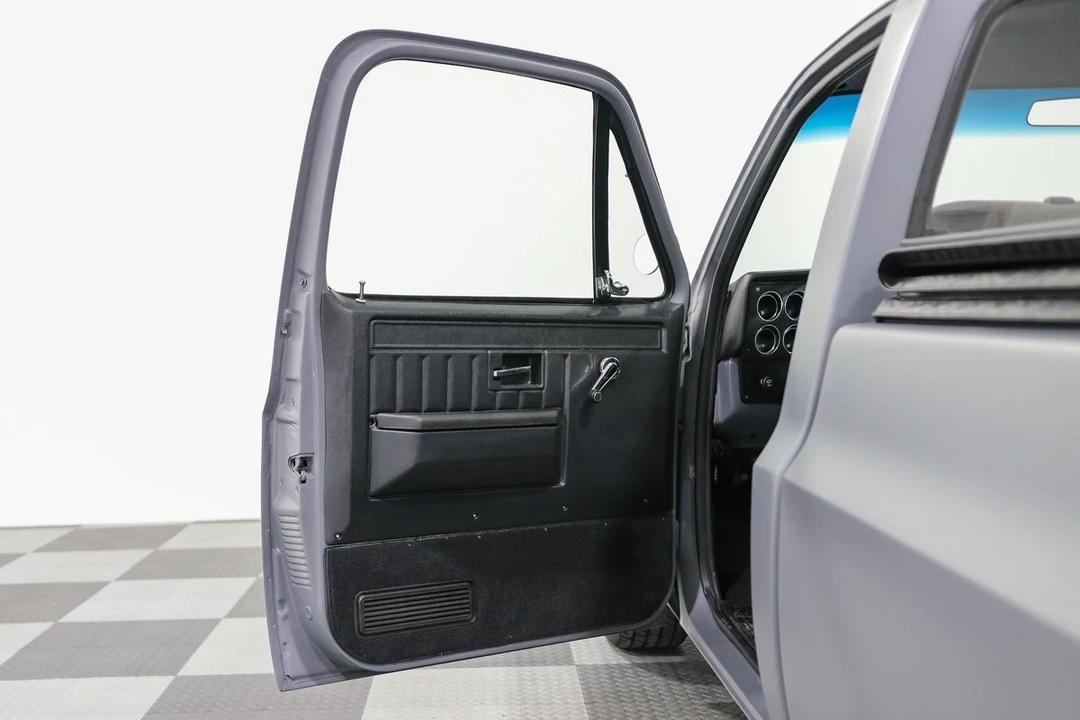 1985 Chevrolet C/K 3rd Gen - Image 9 of 28