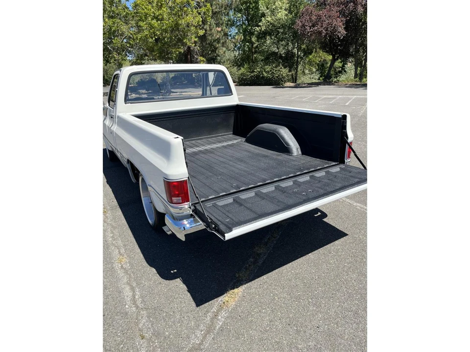 1985 Chevrolet C/K 3rd Gen - Image 5 of 17