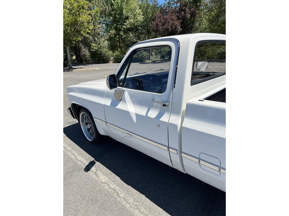 1985 Chevrolet C/K 3rd Gen - Image 3 of 17