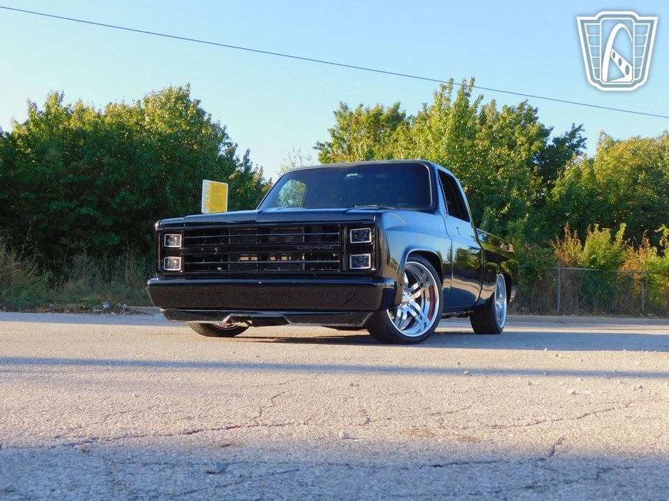 1985 Chevrolet C/K 3rd Gen - Image 5 of 12