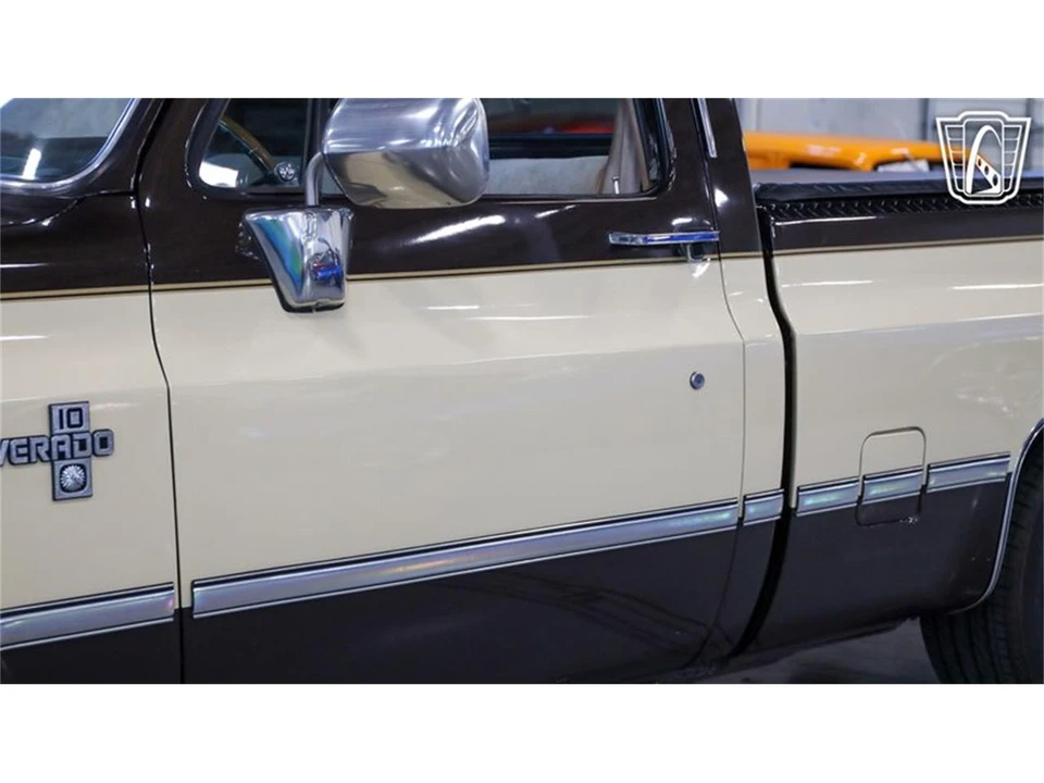 1985 Chevrolet C/K 3rd Gen - Image 17 of 31