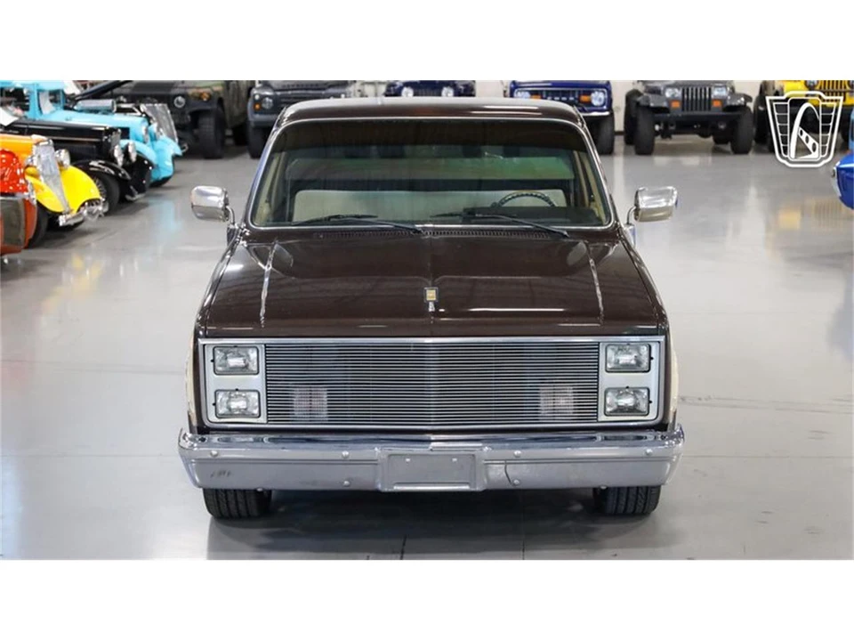 1985 Chevrolet C/K 3rd Gen - Image 3 of 31