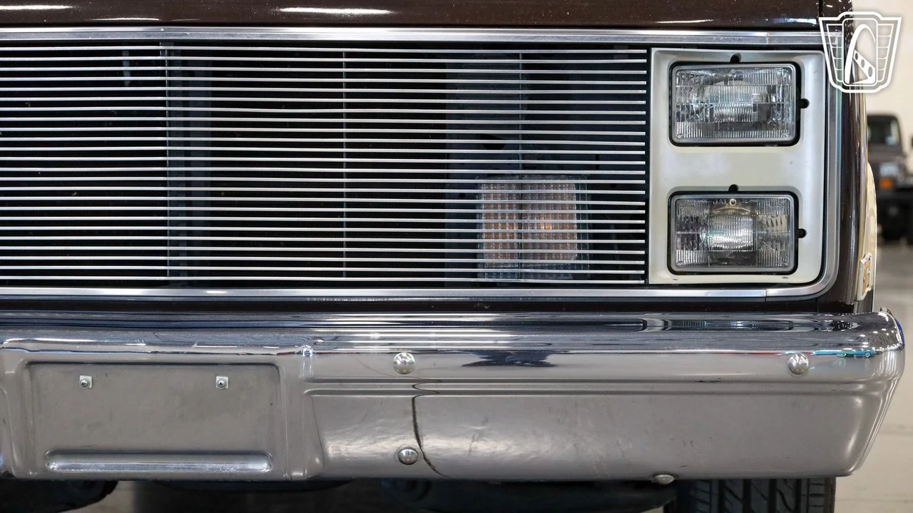 1985 Chevrolet C/K 3rd Gen - Image 10 of 12