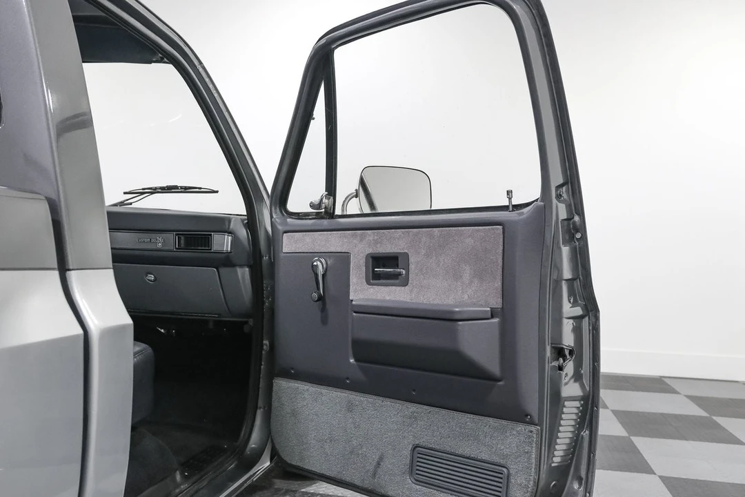 1985 Chevrolet C/K 3rd Gen - Image 18 of 21
