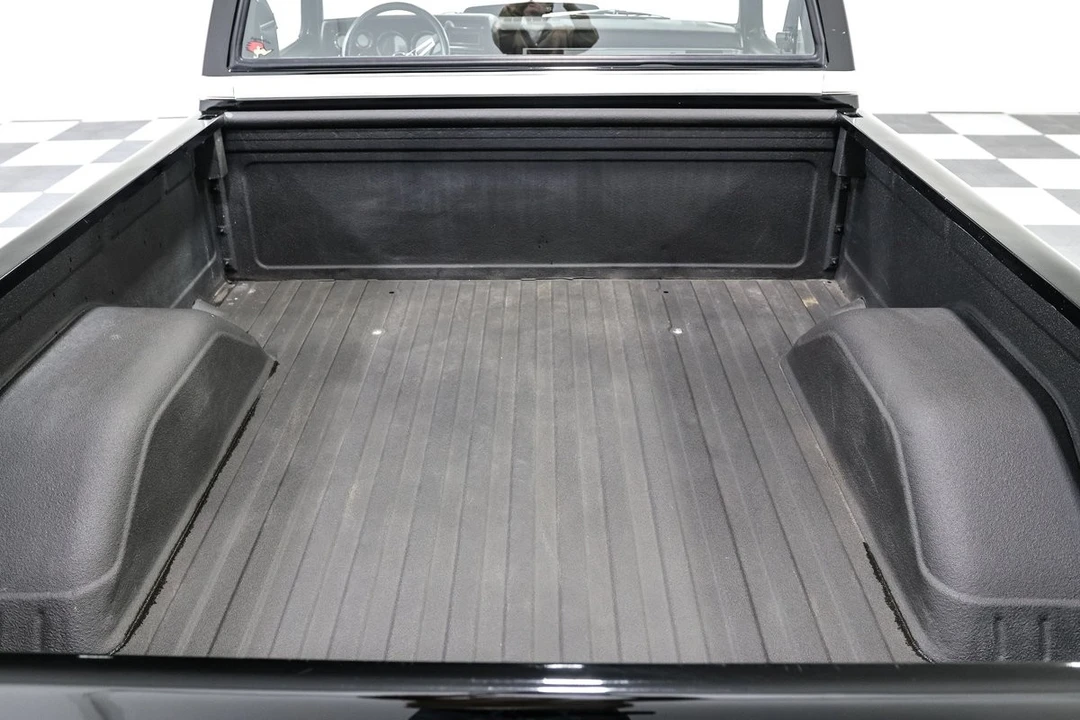 1985 Chevrolet C/K 3rd Gen - Image 19 of 24