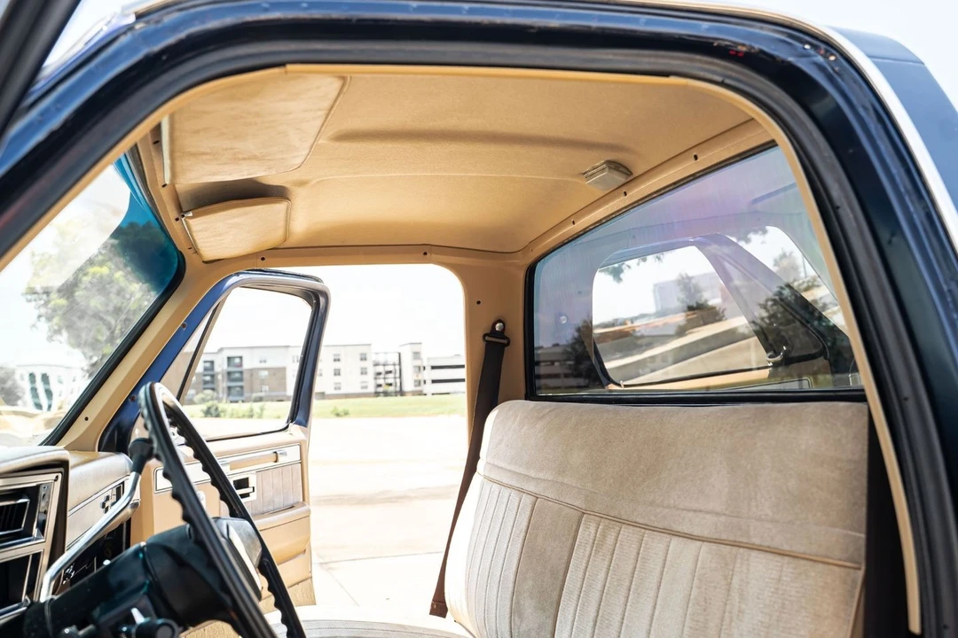 1985 Chevrolet C/K 3rd Gen - Image 21 of 31