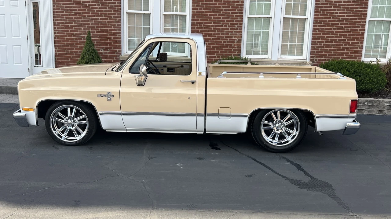 1985 Chevrolet C/K 3rd Gen - Image 2 of 8