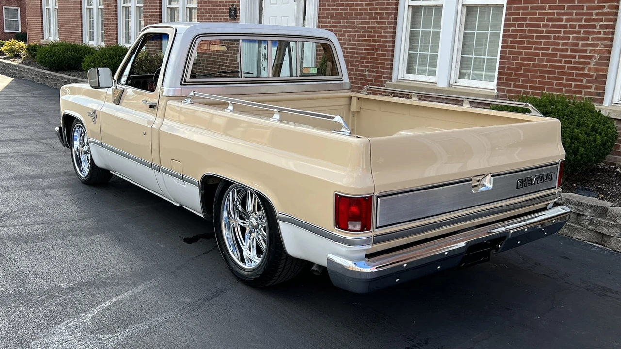 1985 Chevrolet C/K 3rd Gen - Image 3 of 8