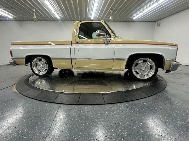 1985 Chevrolet C/K 3rd Gen - Image 4 of 31