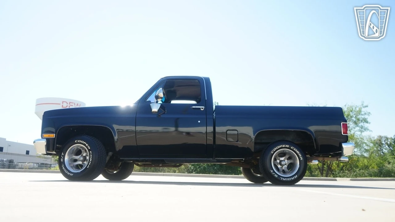 1985 Chevrolet C/K 3rd Gen - Image 9 of 12