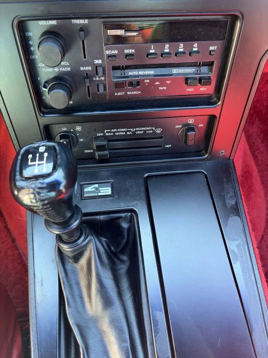 1985 Chevrolet Corvette C4 - Image 7 of 9