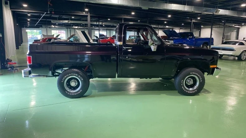 1985 Chevrolet C/K 3rd Gen - Image 4 of 8