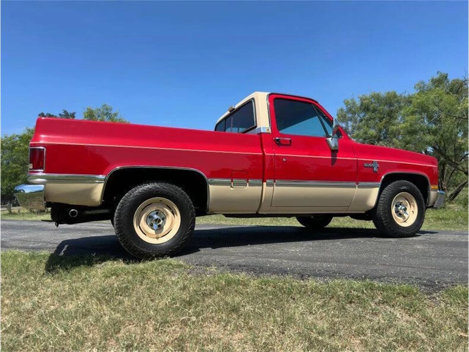 1985 Chevrolet C/K 3rd Gen - Image 28 of 31