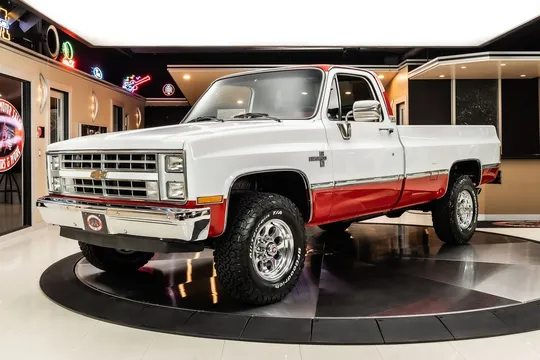 1985 Chevrolet C/K Pickup 2500 Silverado 4X4 Pickup