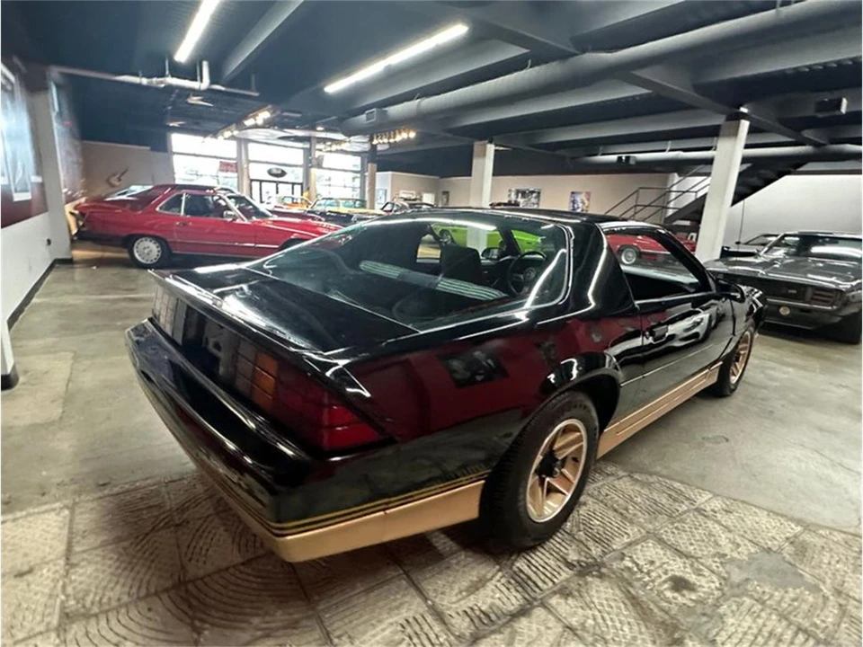 1985 Chevrolet Camaro 3rd Gen - Image 19 of 31