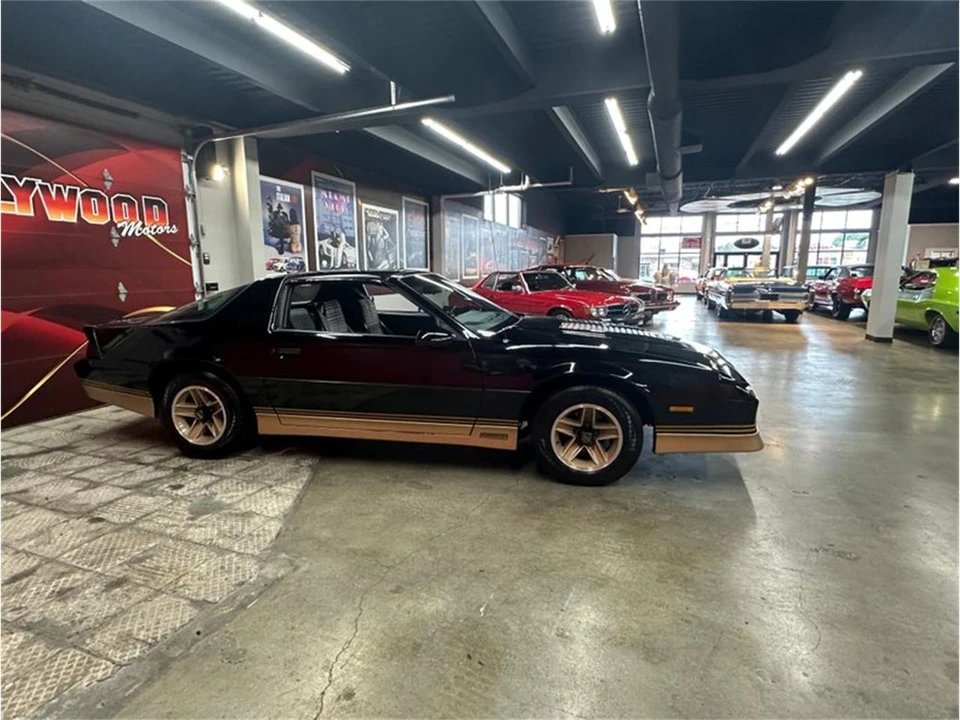 1985 Chevrolet Camaro 3rd Gen - Image 12 of 31
