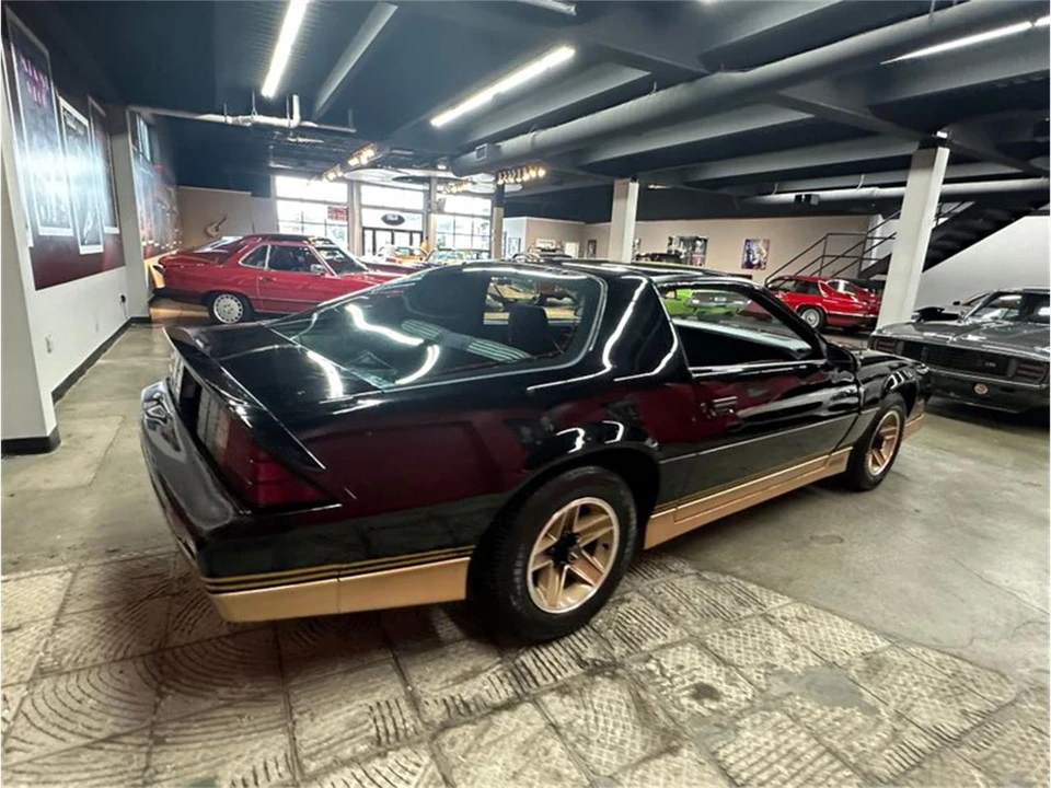 1985 Chevrolet Camaro 3rd Gen - Image 18 of 31