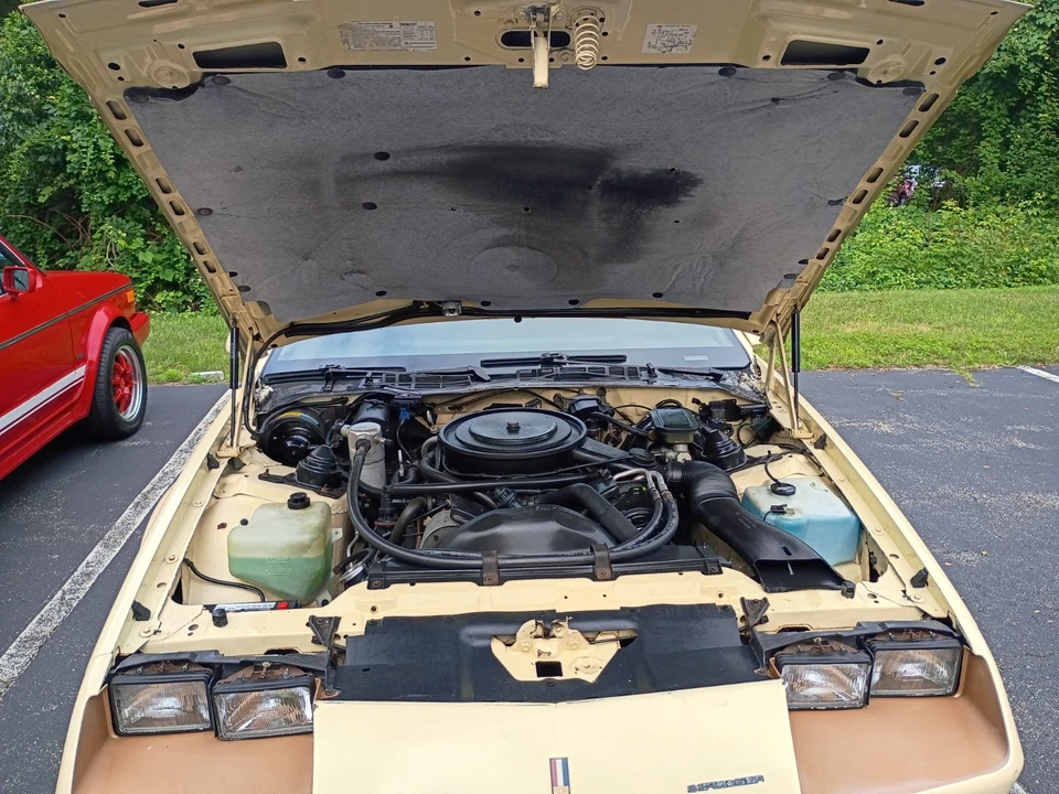 1985 Chevrolet Camaro - Image 6 of 25