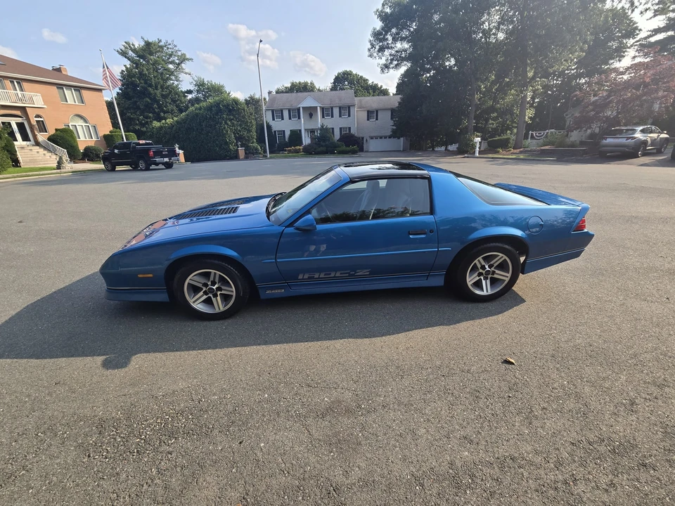 1985 Chevrolet Camaro IROC-Z & Z28 3rd Gen - Image 2 of 31