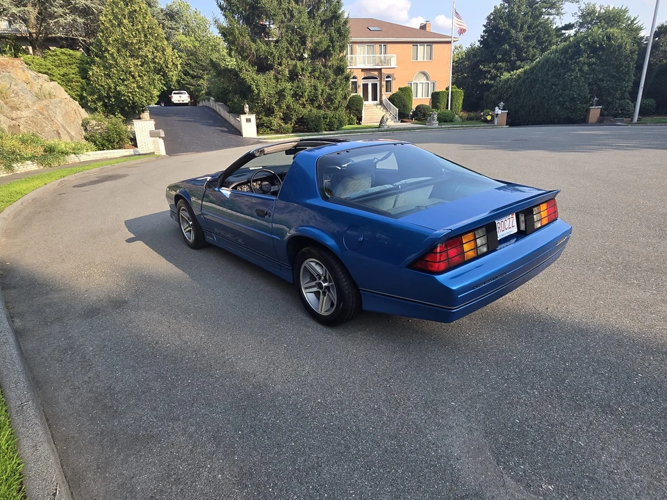1985 Chevrolet Camaro IROC-Z & Z28 3rd Gen - Image 15 of 31