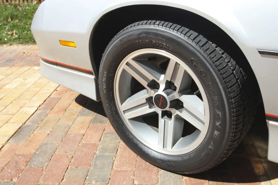 1985 Chevrolet Camaro IROC-Z & Z28 3rd Gen - Image 20 of 24