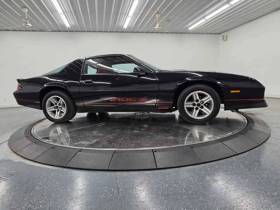 1985 Chevrolet Camaro IROC-Z & Z28 3rd Gen - Image 2 of 31