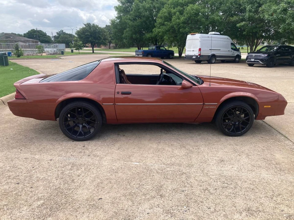1985 Chevrolet Camaro 3rd Gen - Image 5 of 11