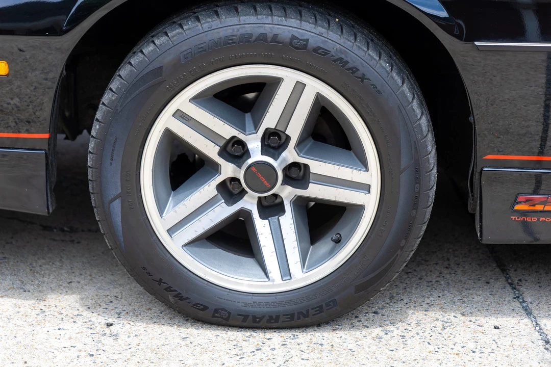 1985 Chevrolet Camaro IROC-Z & Z28 3rd Gen - Image 17 of 31