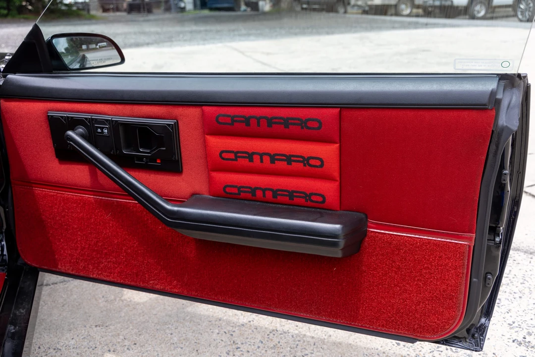 1985 Chevrolet Camaro IROC-Z & Z28 3rd Gen - Image 26 of 31