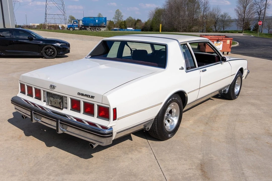 1985 Chevrolet Caprice - Image 18 of 19