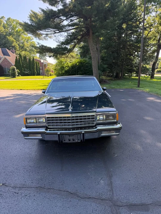1985 Chevrolet Caprice - Image 2 of 20