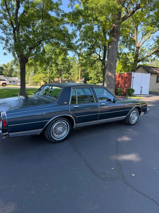 1985 Chevrolet Caprice - Image 6 of 20